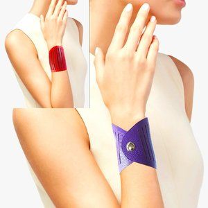 HERMÈS Authentic Petit H Reversible Leather Bracelet Red and Purple